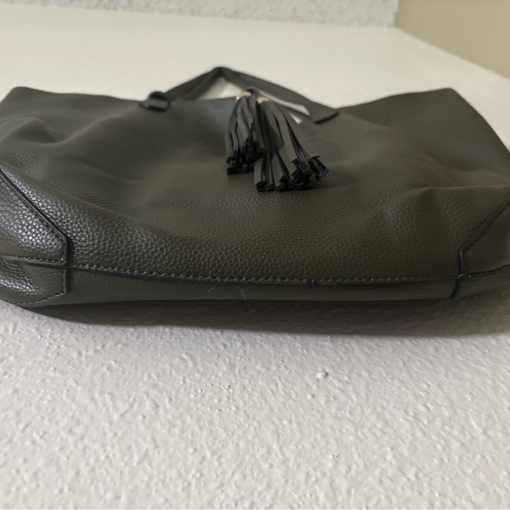Vegan Leather Tote Bag - Picture 4 of 6